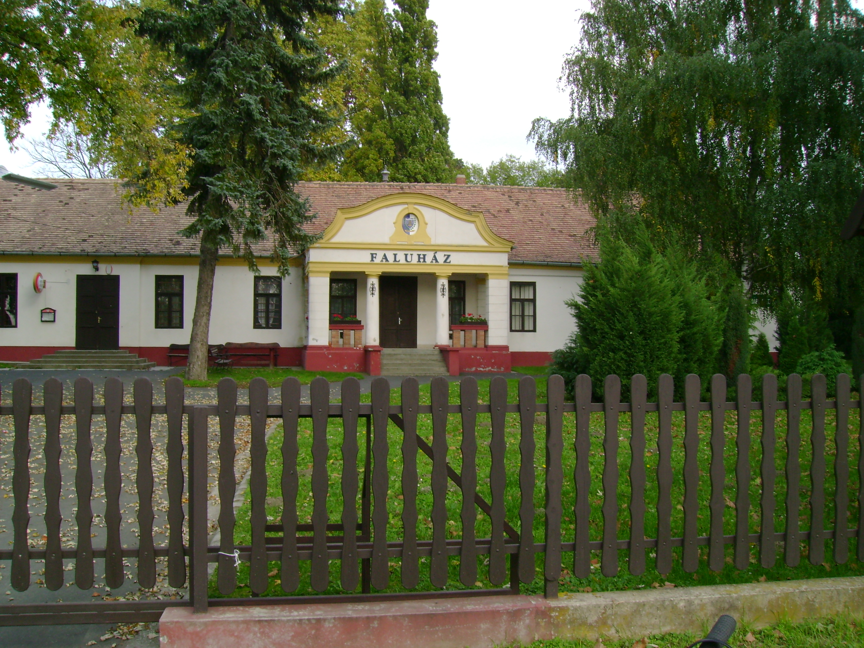 Pálffy- kúria ma faluház